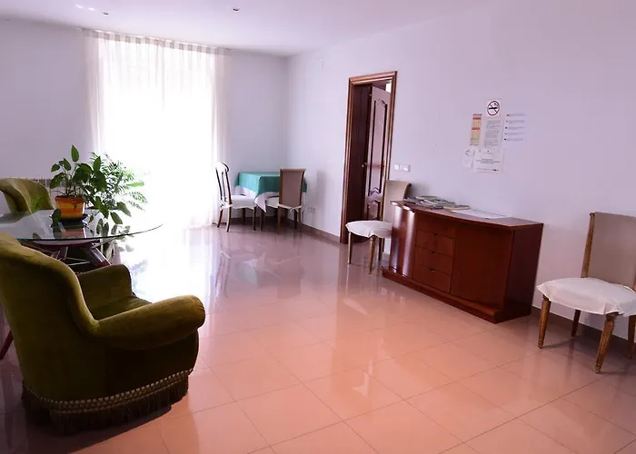 Pensio Viladomat Guest house Girona