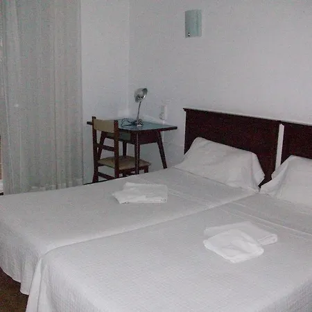 Guest house Pensio Viladomat Girona