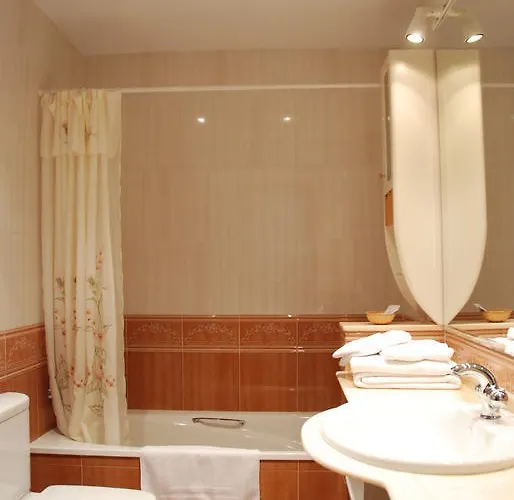 Pensio Viladomat Girona